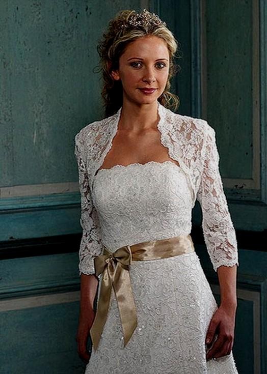  casual  wedding  dress  for older  bride  looks B2B Fashion