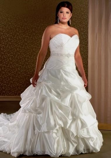 simple plus  size  wedding  dresses  not white looks B2B Fashion