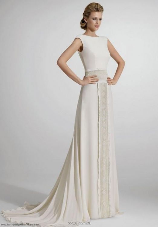 Prom dress with puffy sleeves