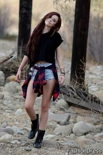 casual black dress and combat boots 2017-2018