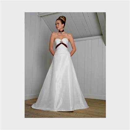 simple white wedding dresses 2018