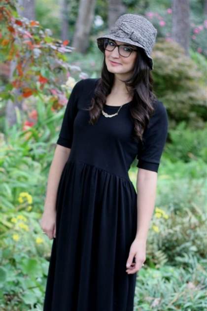black maxi dress with 3/4 sleeves 2018/2019