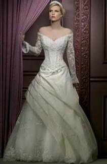 fairy tale wedding dresses off the shoulder 2018-2019