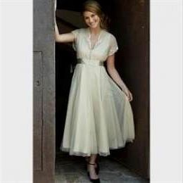 plus size wedding dress with sleeves tea length 2018-2019