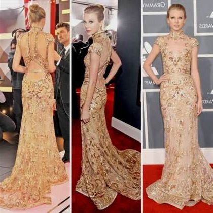 taylor swift sparkly gold dress 2018-2019