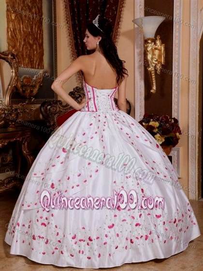 Traditional White Mexican Quinceanera Dresses 20182019 17 