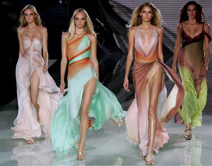 versace gowns runway 2018-2019