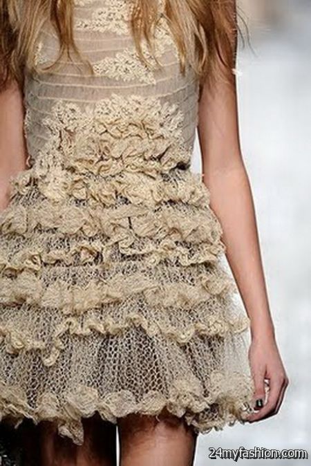 Lace ruffle dress review
