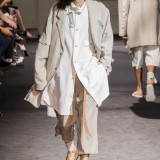 Yohji-Yamamoto-Spring-Summer-2017-Paris-Fashion-Week-10