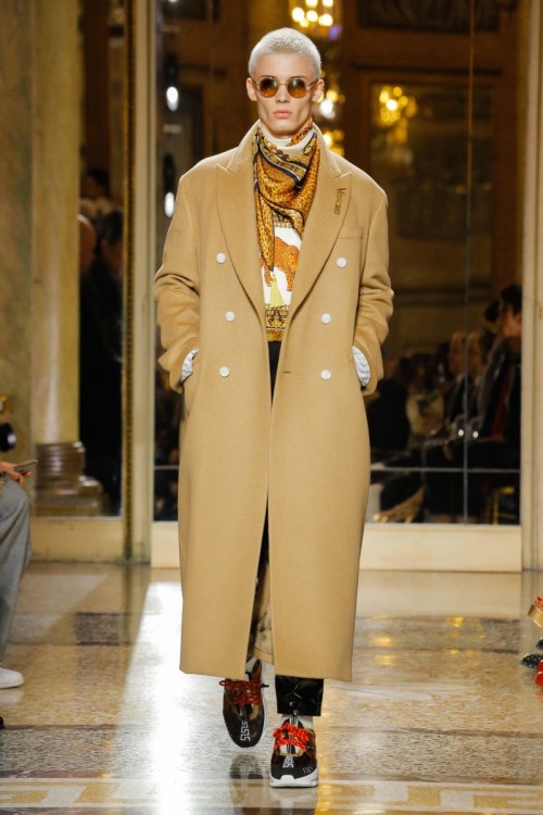 Versace-Collection-Milan-Fashion-Week.jpg