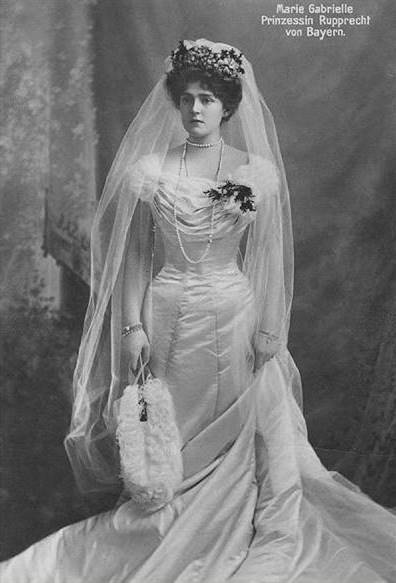 1900s wedding dress