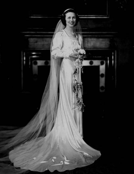1920s wedding dress