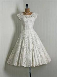 1950s lace wedding dress