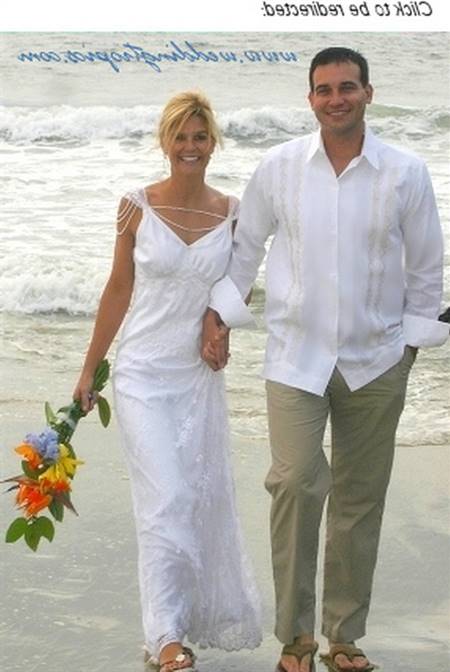 Beach wedding clothes