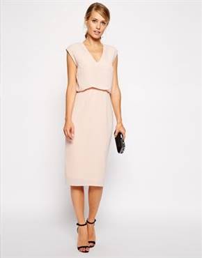 Classy dresses for wedding guests