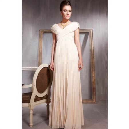 Elegant dresses for wedding guests