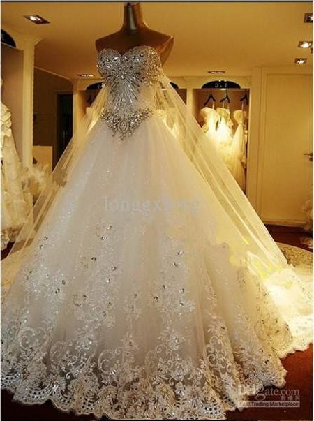 Famous wedding dresses designers