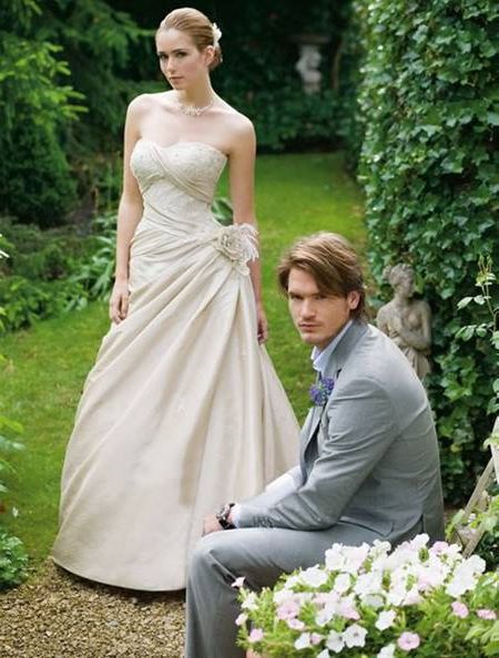 Garden wedding dresses