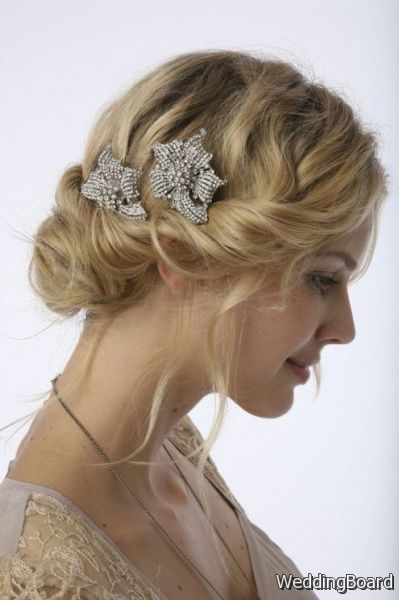 Hairstyle for Wedding Dress is Different Each Other