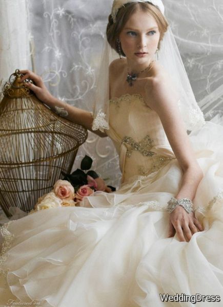 Jill Stuart Wedding Dresses women’s                                      The Eighth Collection