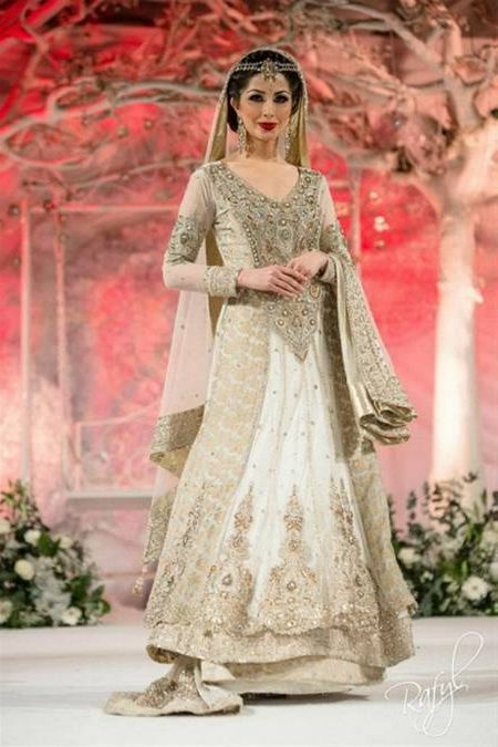 Pakistani wedding clothes