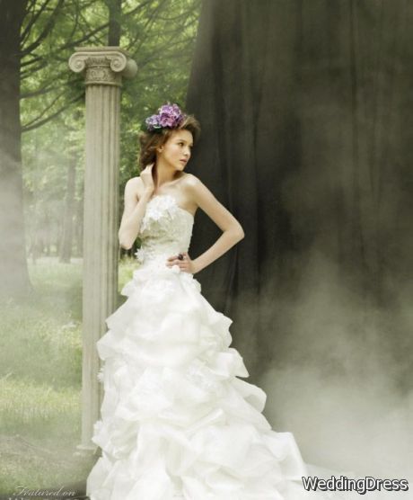 Romantic Wedding Dresses by Dearte