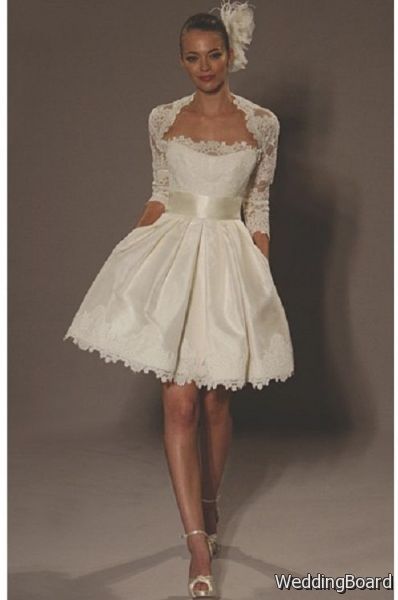 Short style wedding dresses are the famous trend for simple women