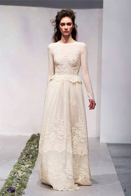 Sleeved wedding gowns