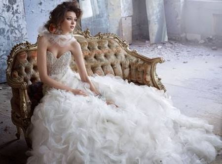 Wedding bridal gowns