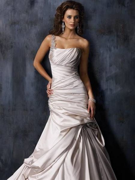 Wedding gown designers