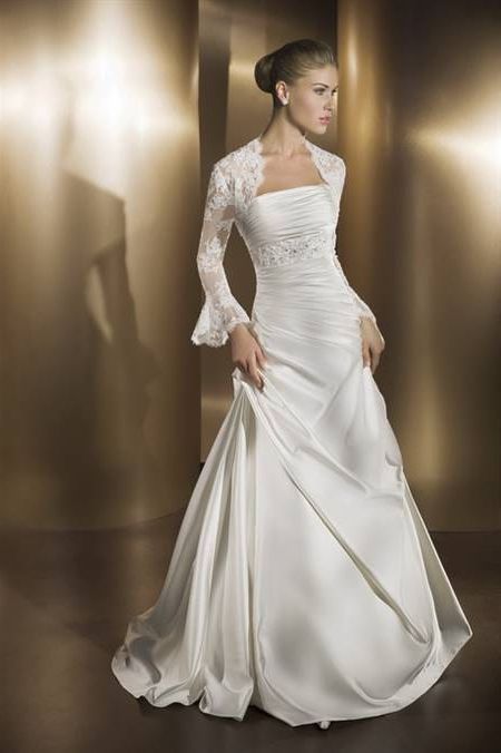 Wedding gowns designer