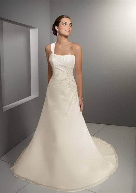 Wedding gowns for petite brides
