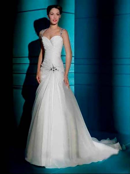 a line wedding dresses with sweetheart neckline and straps