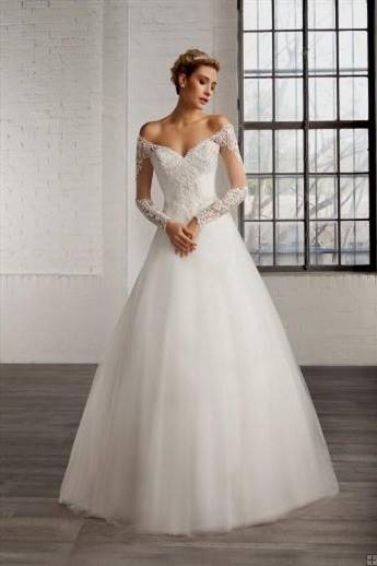 ball gown wedding dress with sleeves