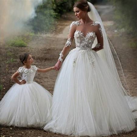 ball gown wedding dresses with lace sleeves
