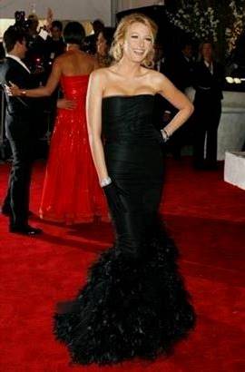 celebrity black strapless dress
