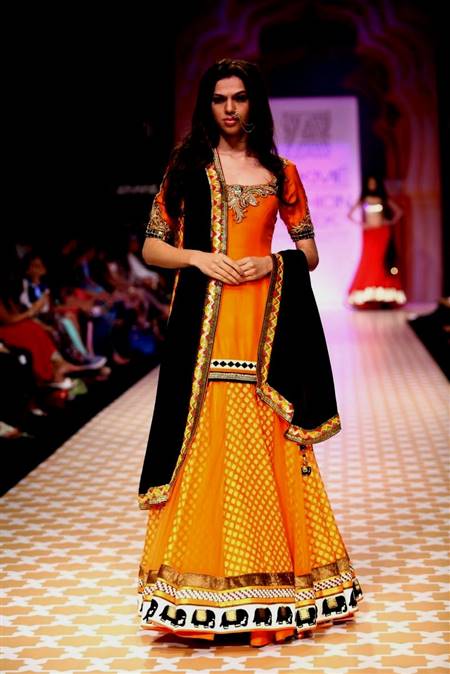 indian fashion designer dresses