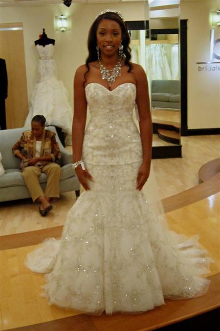 ivory mermaid wedding dress