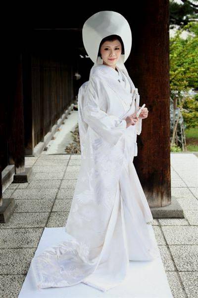 japanese traditional wedding dresses