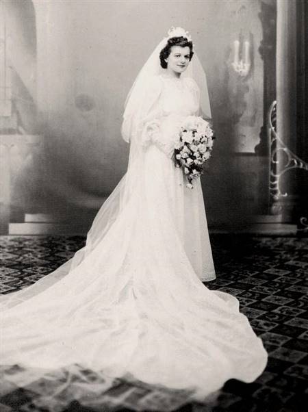 katharine hepburn wedding dress