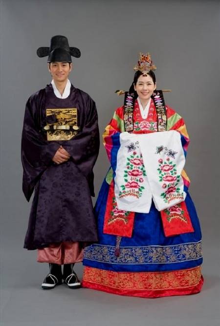korean traditional dress