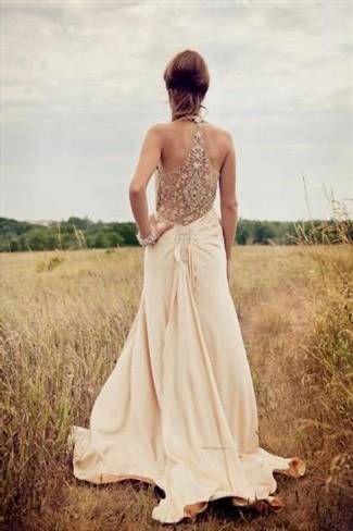 lace back wedding dress