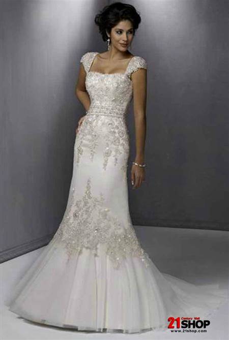 lace fishtail wedding dress with straps