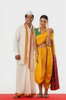marathi couple traditional dress