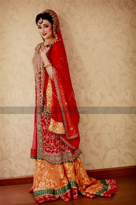 pakistani bridal dresses for nikah red