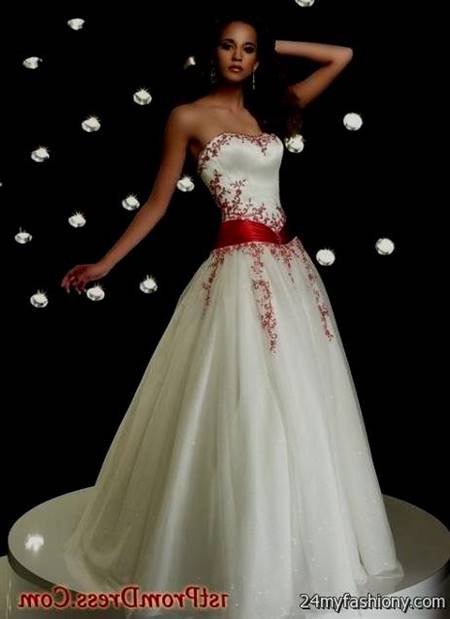 prettiest prom dresses of all time