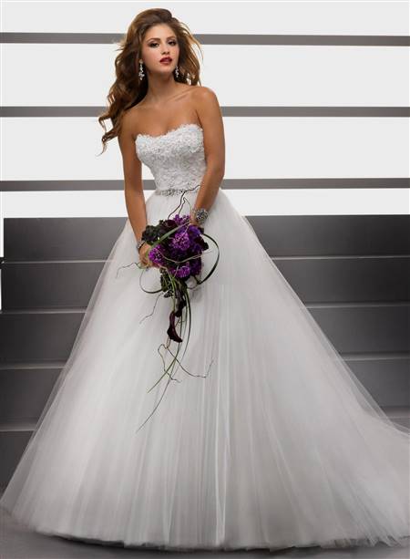 princess wedding dress sweetheart neckline