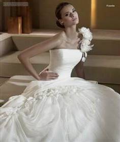 pronovias wedding dresses 2011 collection
