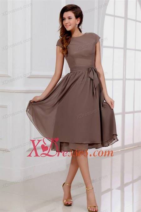 simple knee length dresses with sleeves