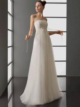 simple strapless wedding dress